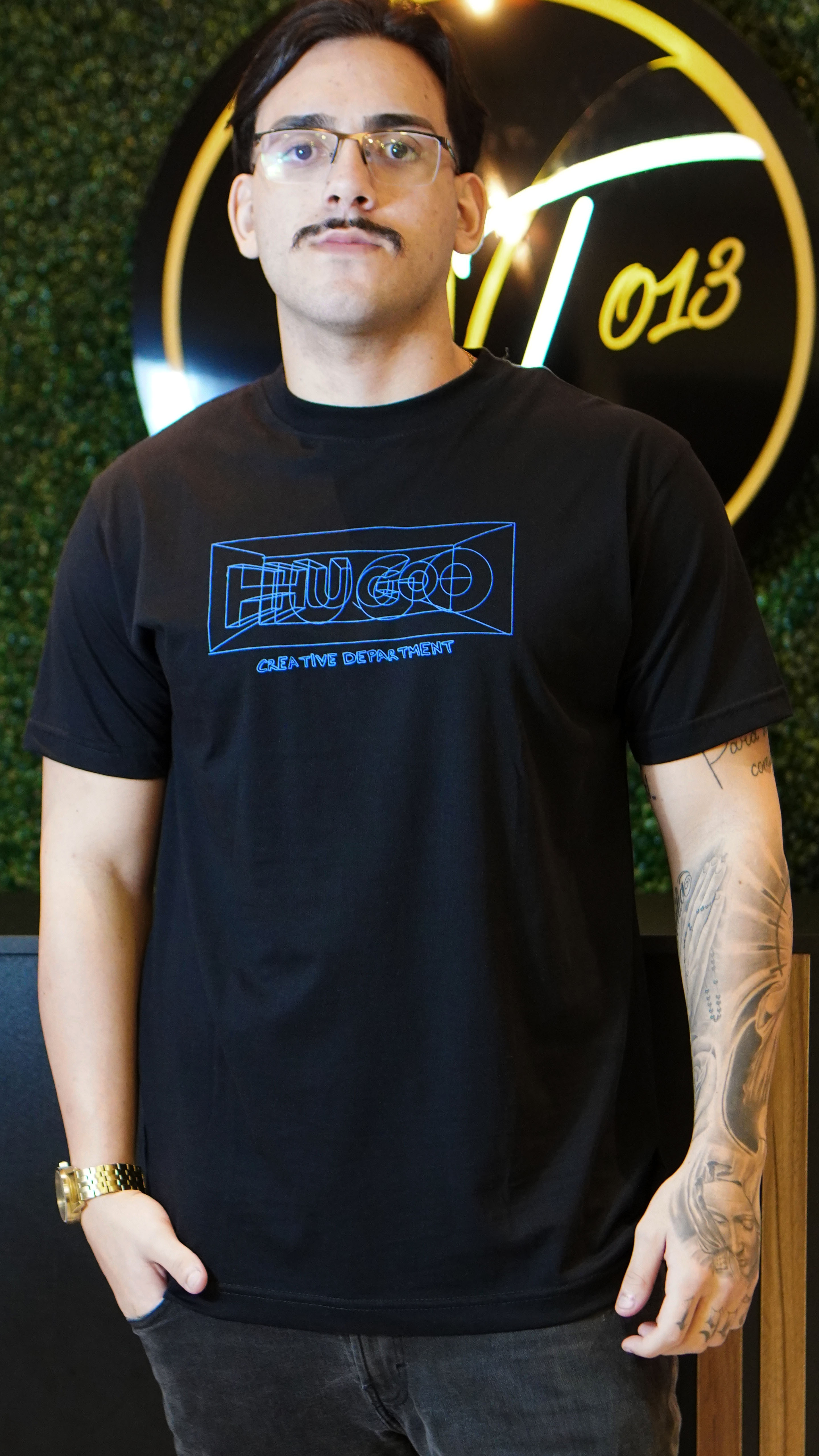 Camiseta Hugo